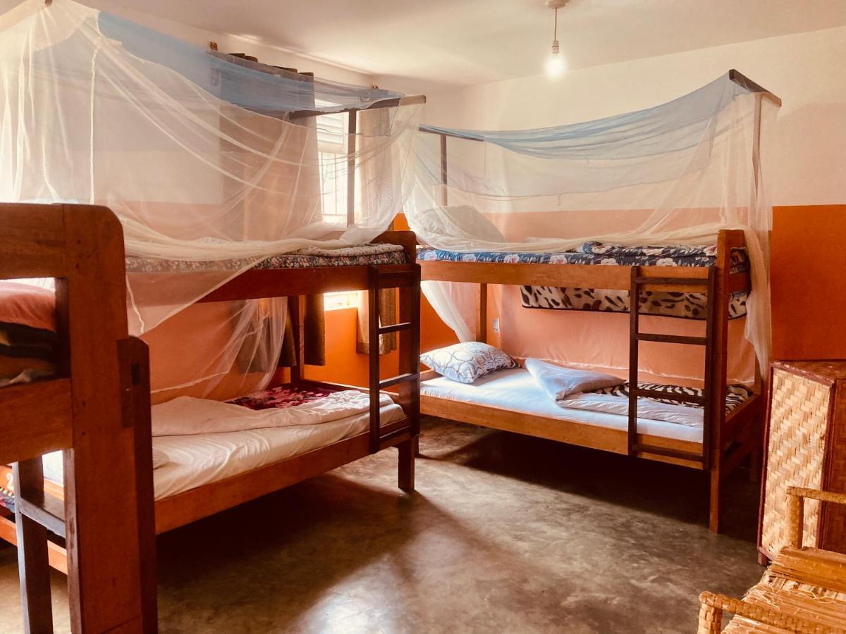 Yes Hostel Fort Portal Exterior foto